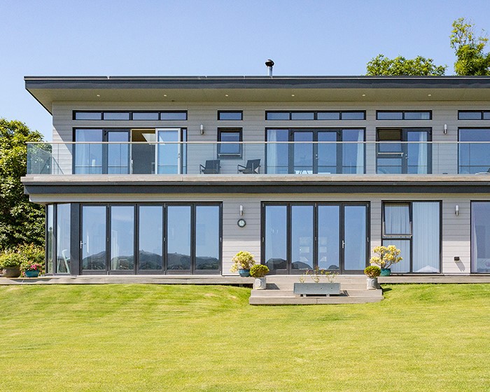 Bardage de façade gris, un look moderne et intemporel