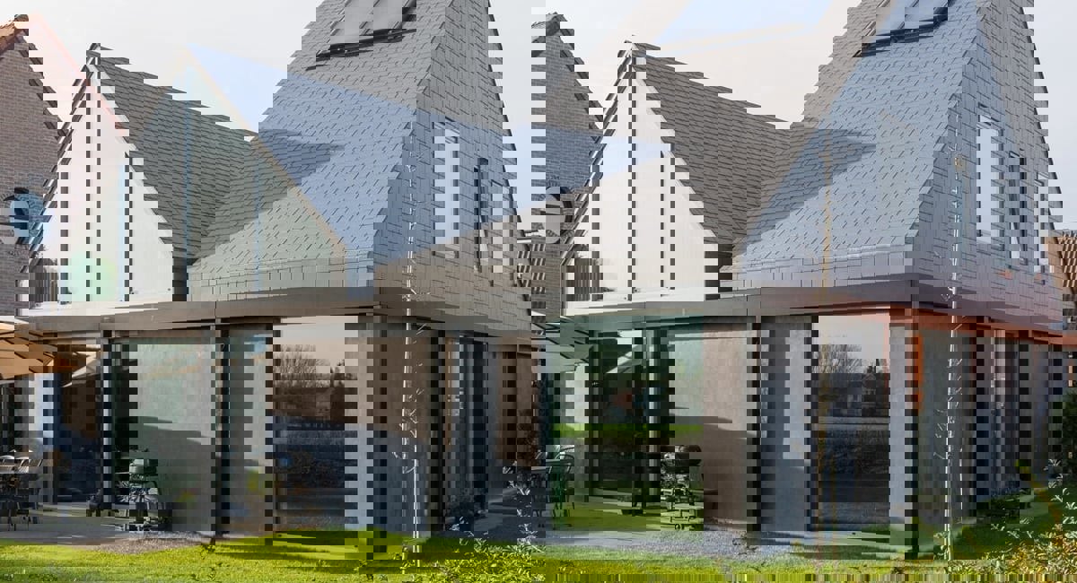 Make your pitched roof fire-proof with fibre-cement slates